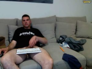straight man jerking off on a couch on webcam