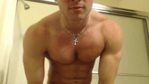 Fit jock shirtless on cam