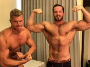 Cam jerk off buddies Brock Jacobs and Alexander Steel flexing their muscles